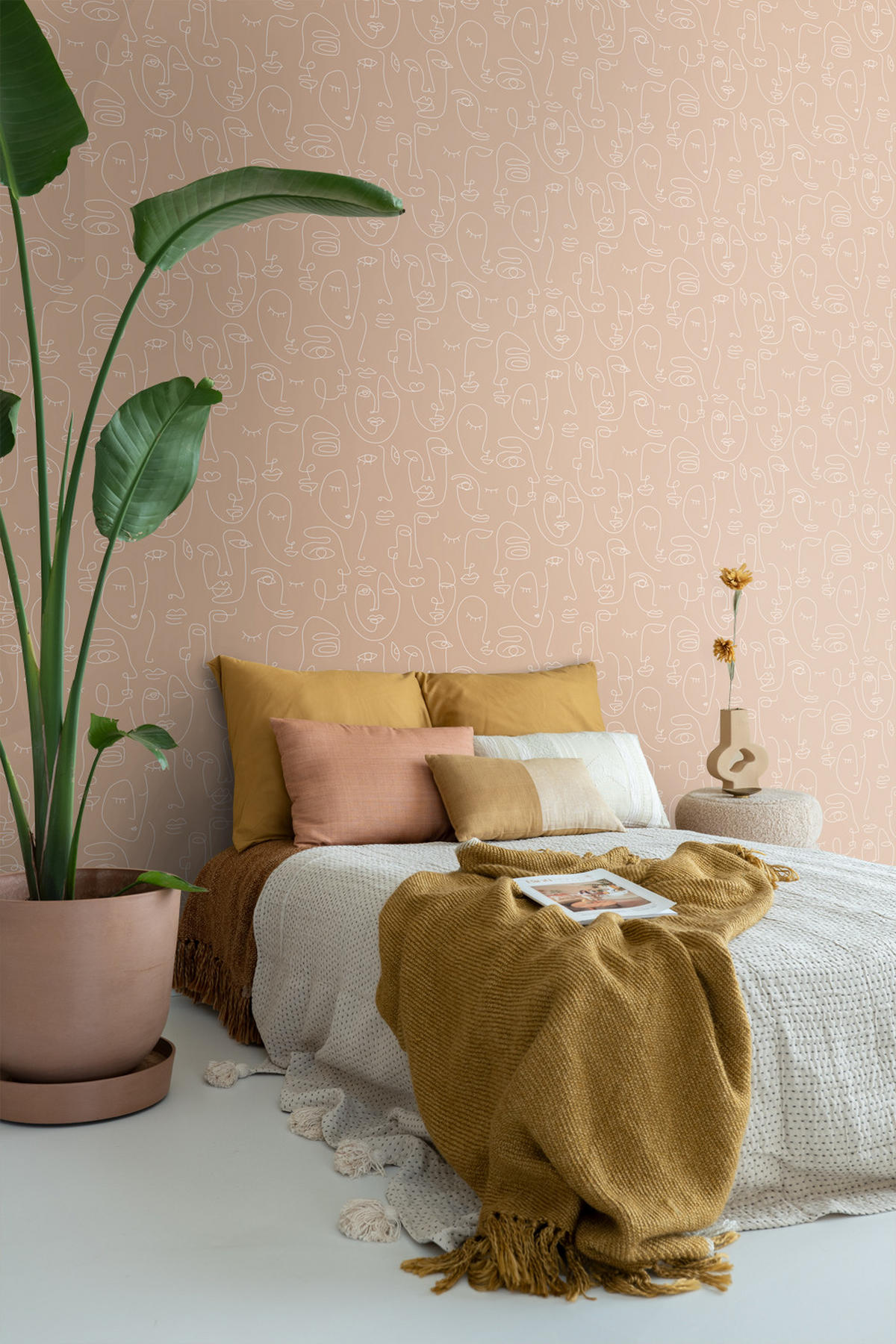 TAPETE Line Art Gesichter 53 cm x 10.05 m - Pink, Papier (53/1000cm) - ESTAhome