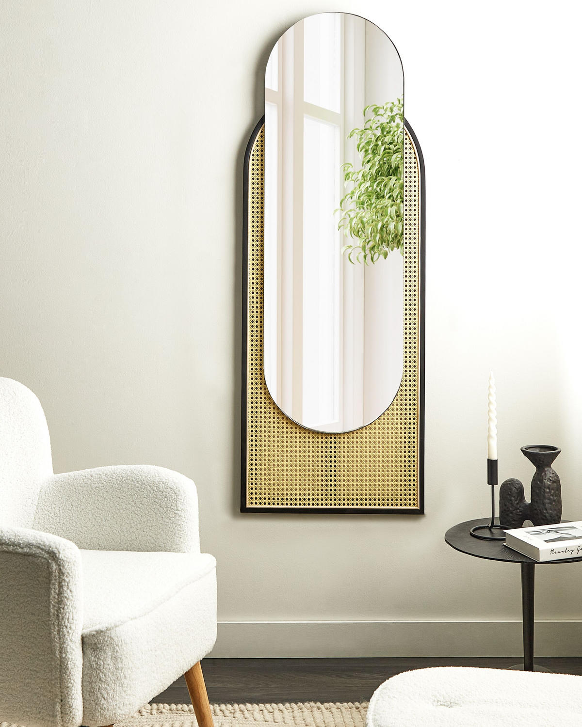 WANDSPIEGEL Rattan naturfarben/schwarz oval 53/143 cm Nevers - Schwarz/Naturfarben, Kunststoff (53/143/5cm) - Beliani