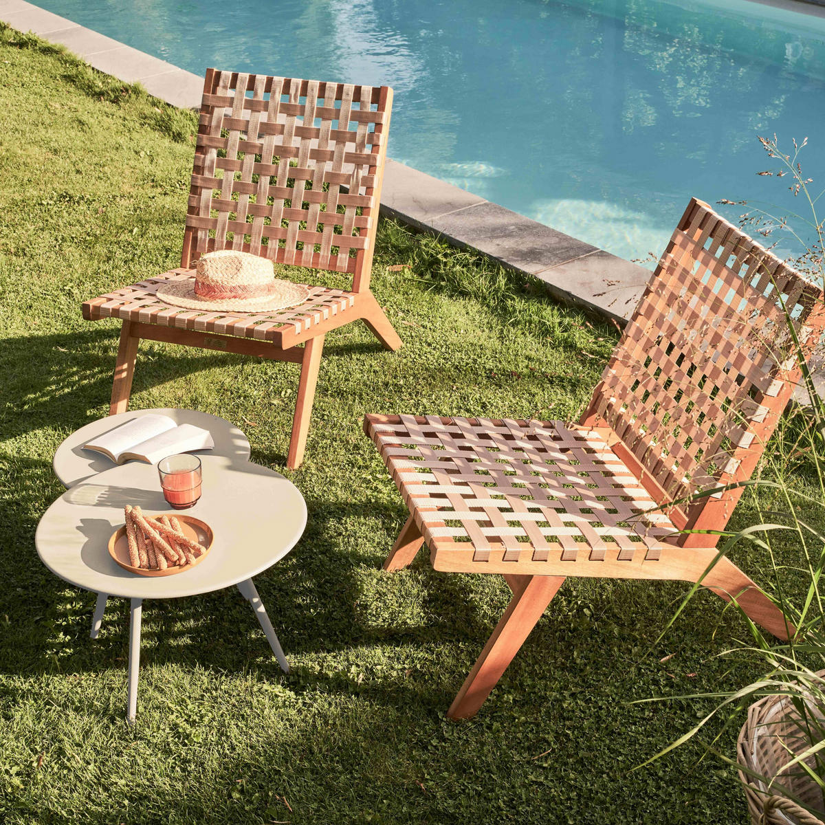 GARTEN-LOUNGETISCH, Elfenbeinfarbe - Creme, Metall (90/50/34cm) - Oviala
