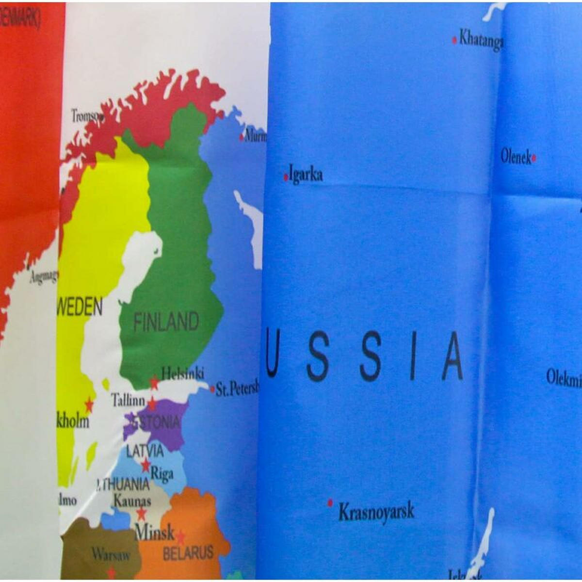 DUSCHVORHANG Polyester 180 x 180 cm wasserdicht schimmelresistent mit Ringen beschwerter Saum - Multicolor, Textil (180/180cm) - MCBOSON
