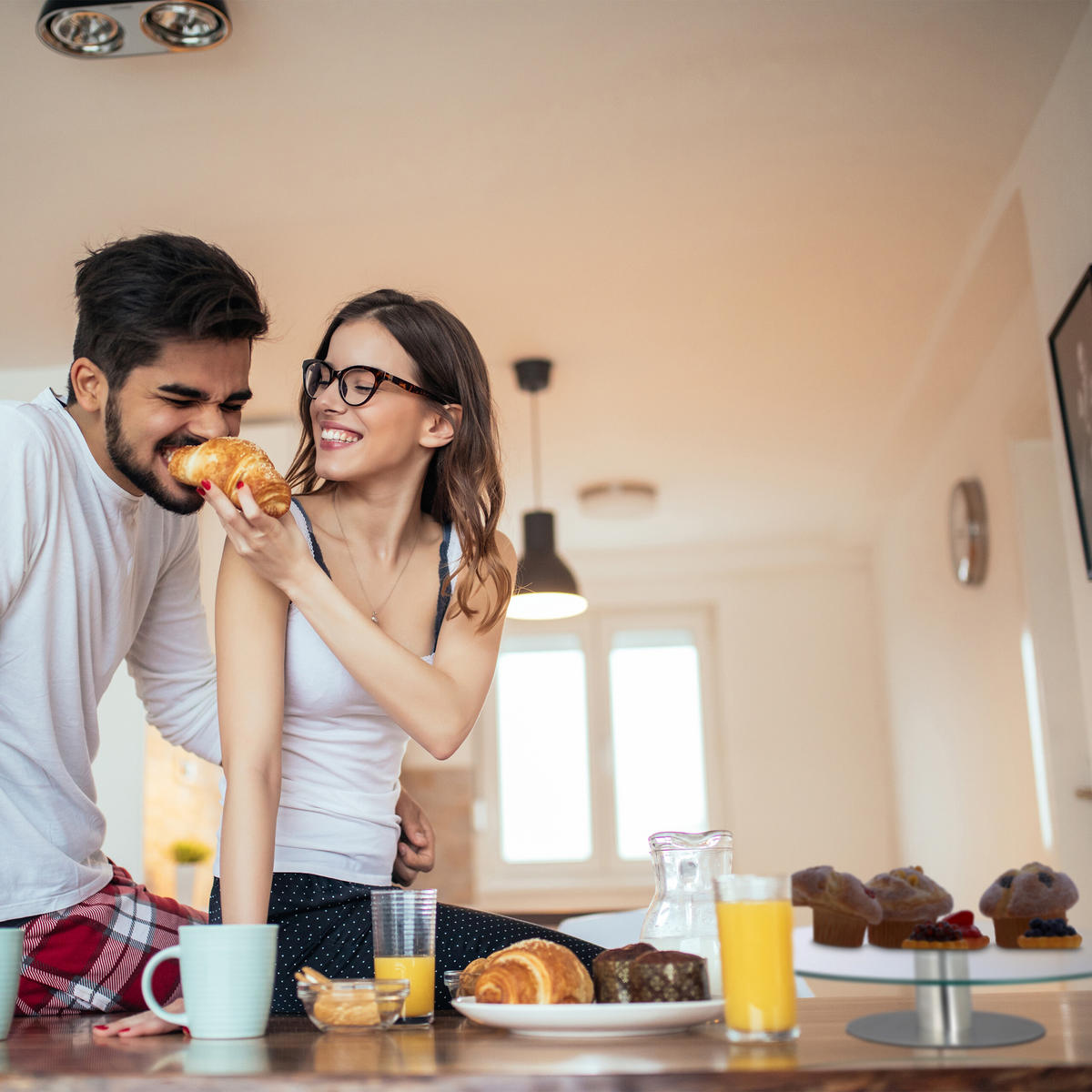 2XTORTENPLATTE - Transparent, Glas/Metall (30/7/30cm) - Relaxdays