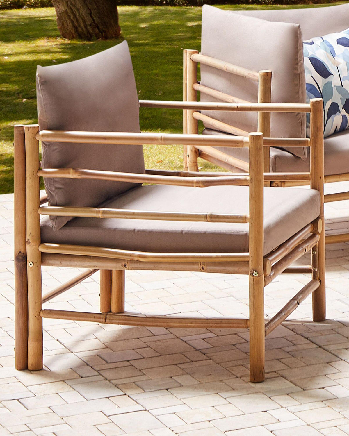 GARTENSTUHL Holz Taupe Cerreto - Hellbraun/Beige, Holz (63/80/68cm) - Beliani