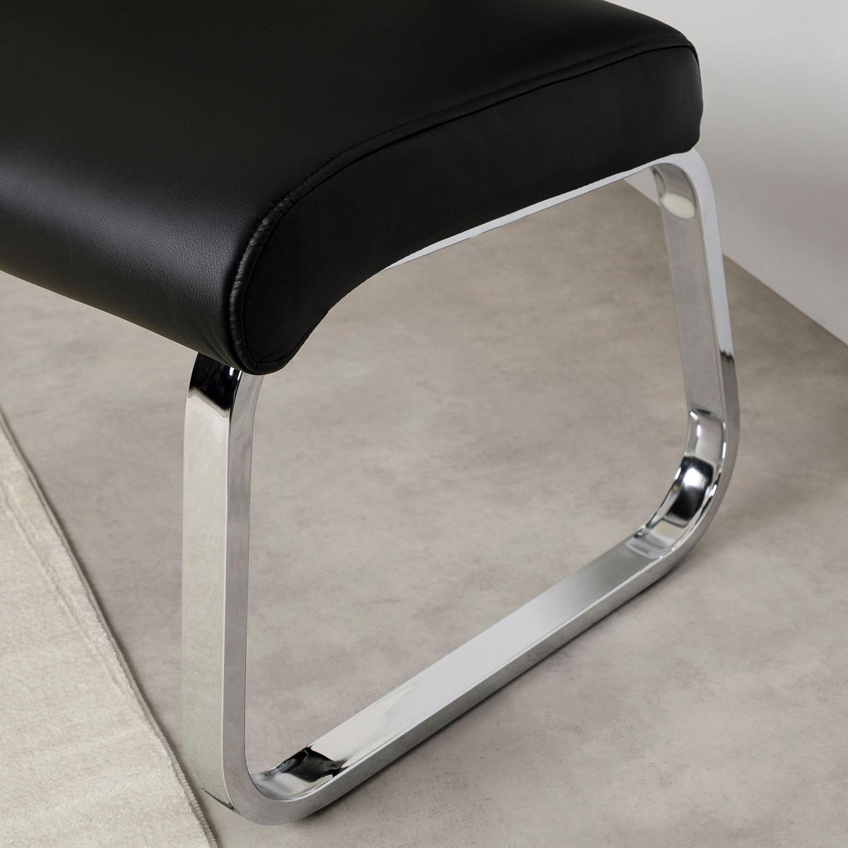 ESSZIMMERBANK VILAS - Schwarz, Textil (135/87/56cm) - IDIMEX