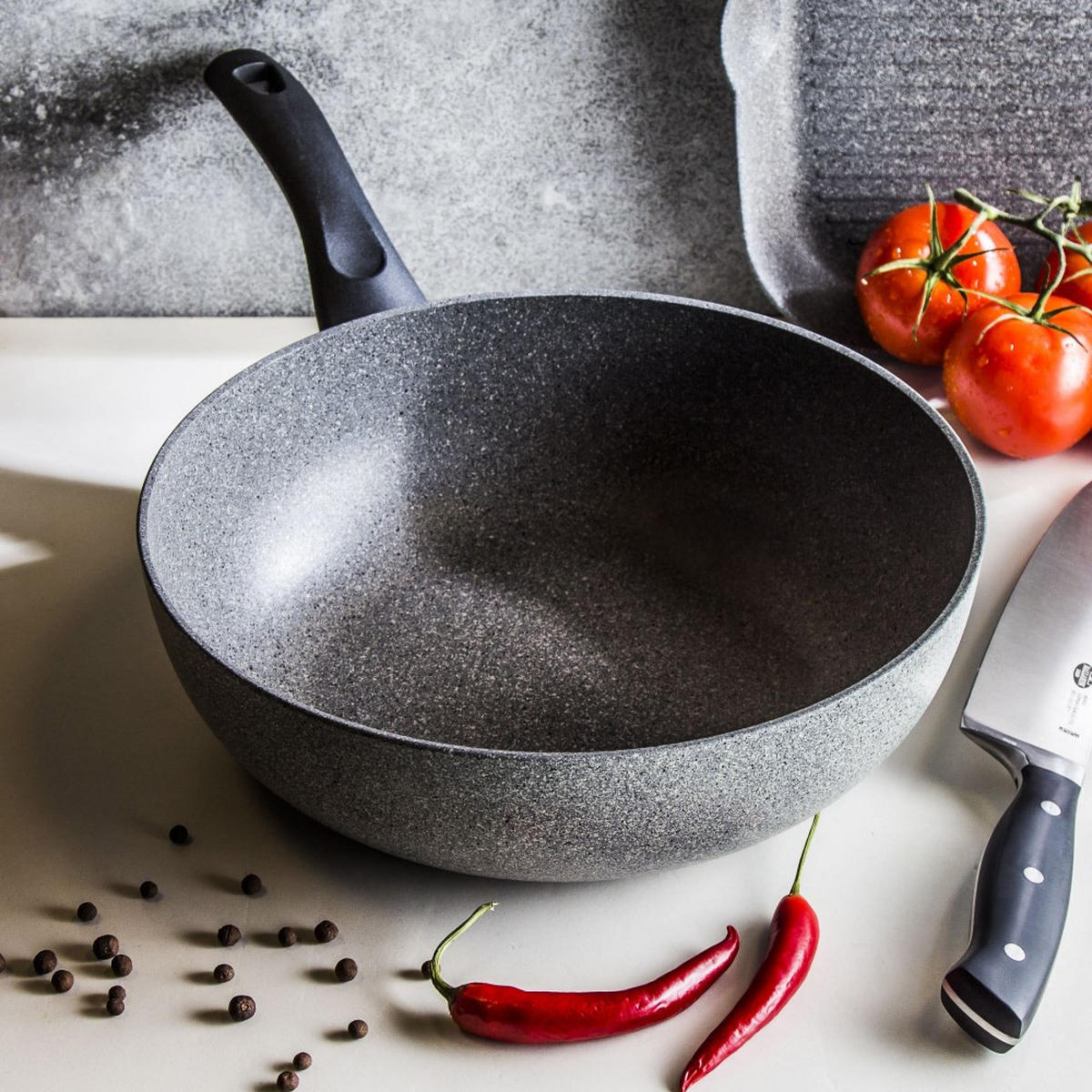 WOK Grau 28/28/10 cm FERG9V028U - Grau, Metall (28cm) - Ballarini