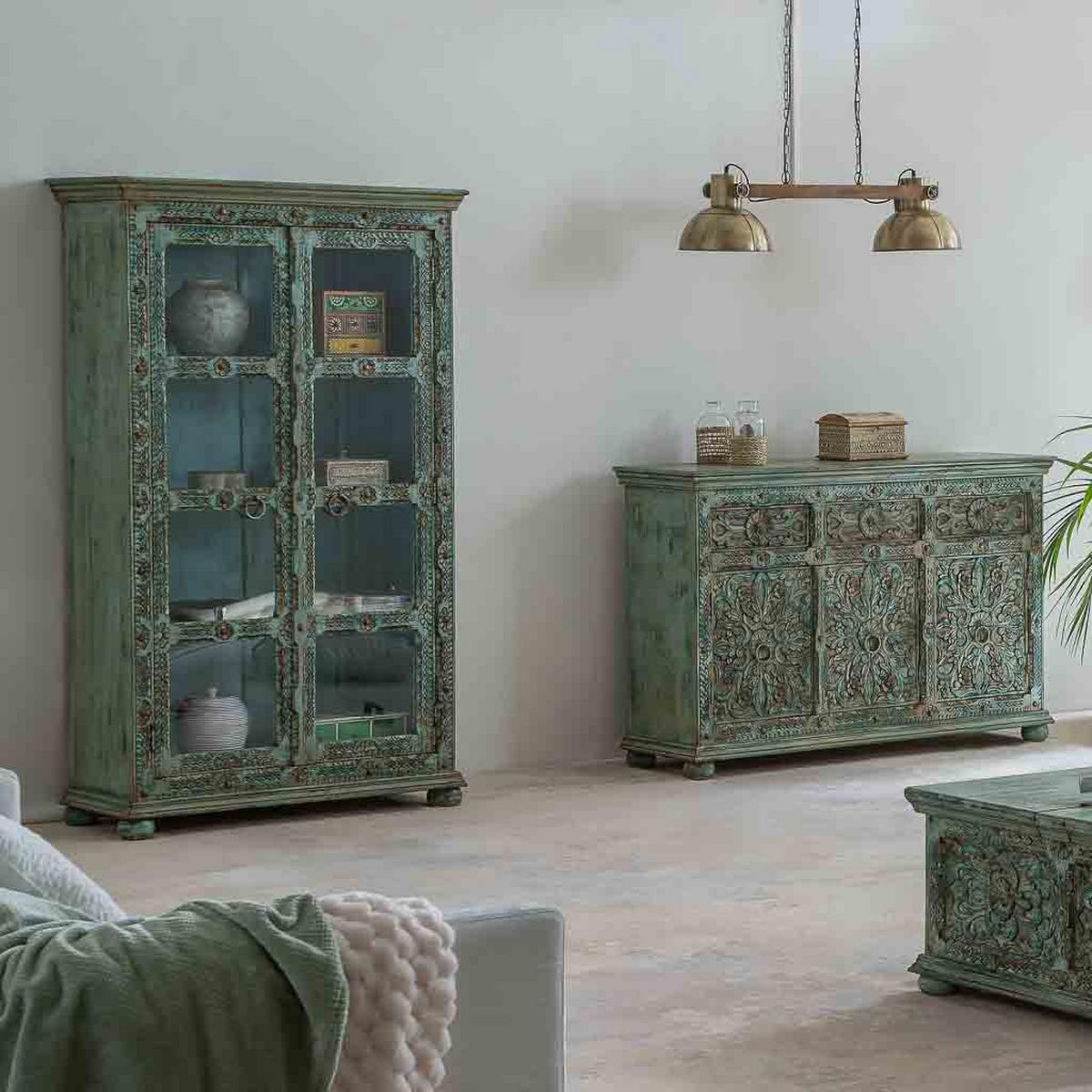 VITRINE aus geschnitztem Holz, 106x43x180 blau - Multicolor, Holz (106/180/43cm) - Wanderlust