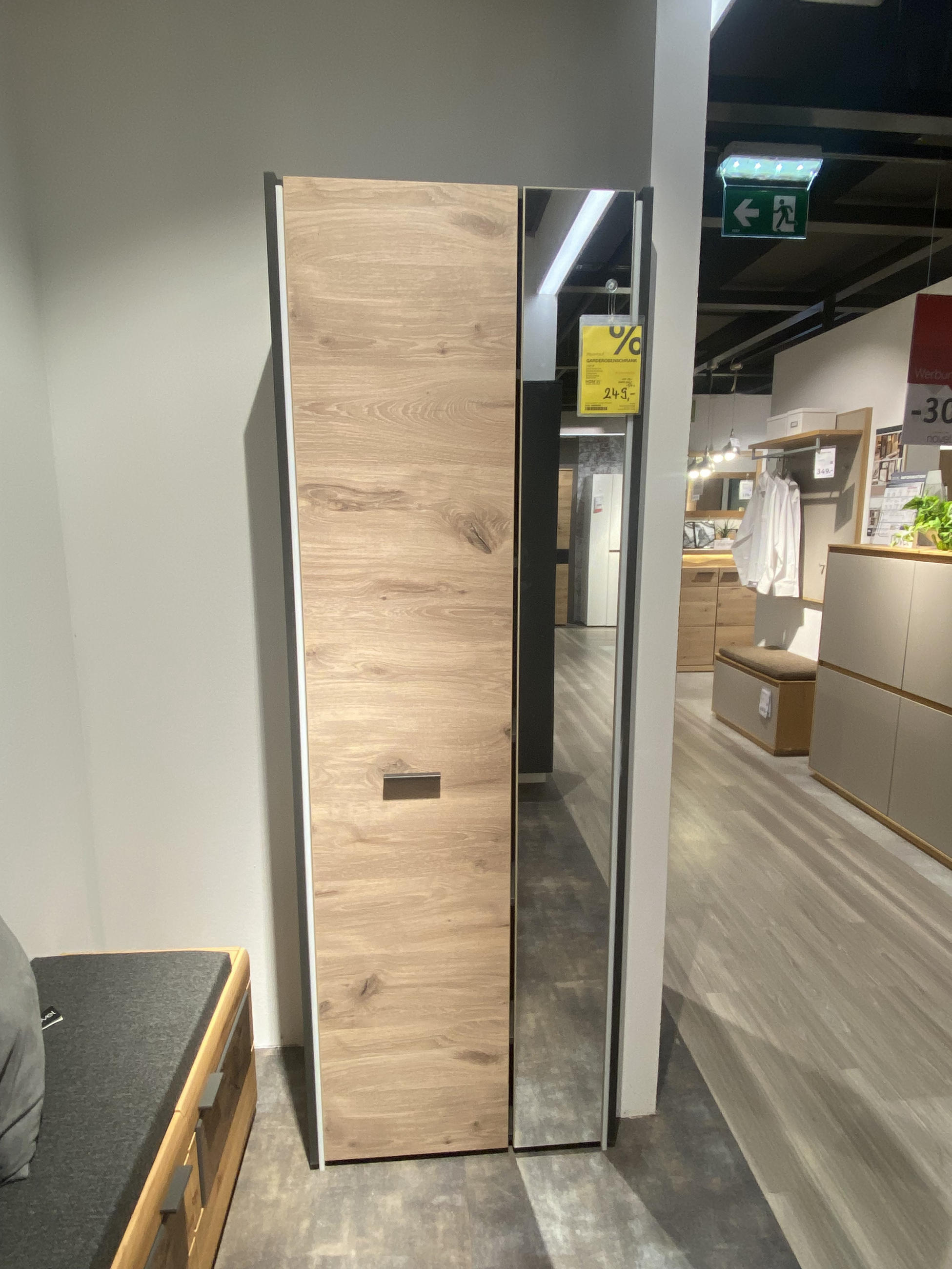 Garderobenschrank - Hom`in