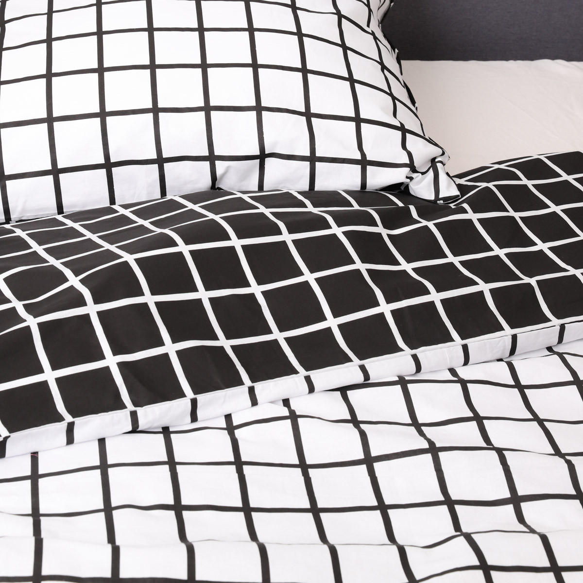 BETTWÄSCHE Reyes schwarz und weiß 220/200 cm - Multicolor, Textil (220/200cm) - Homla