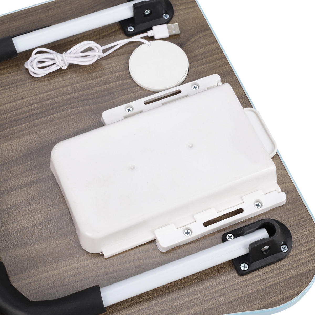 LAPTOPTISCH Klappbarer mit USB-Anschlüssen für Bett und Couch in Hellblau - Blau, Metall (40/60/28cm) - Livingandhome