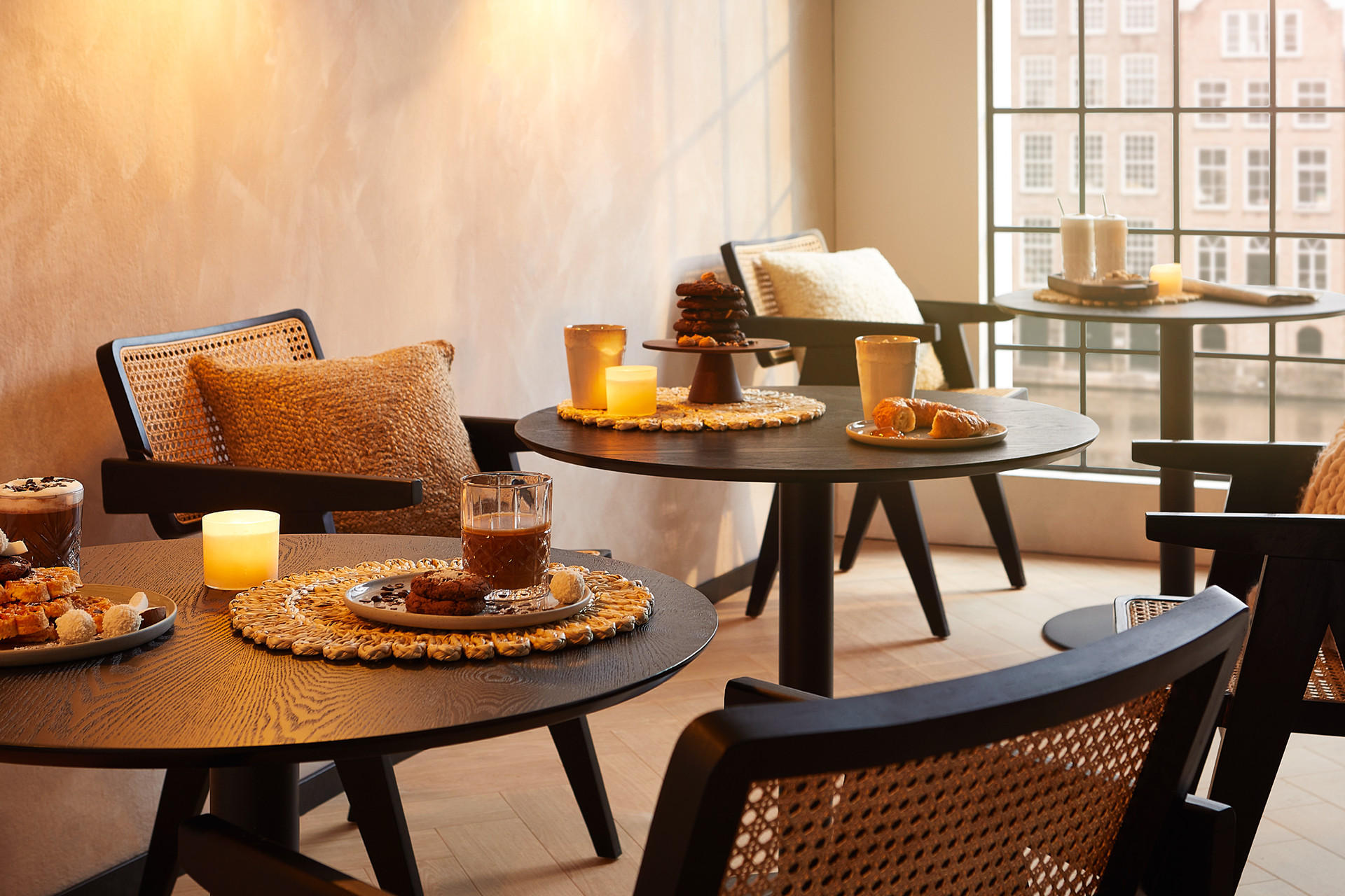 Nábytek s výpletem