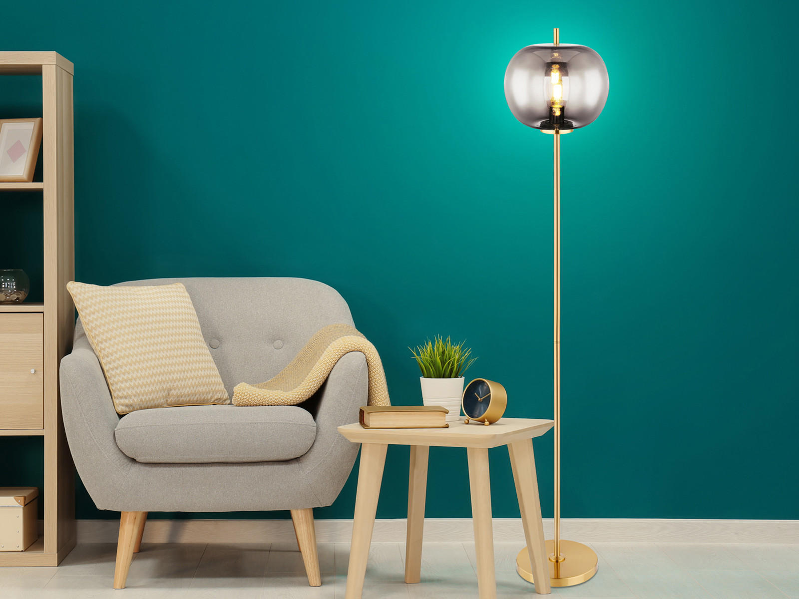LED-STEHLAMPE Messing Höhe 160cm, Glaskugel Rauchglas - Goldfarben/Schwarz, Glas/Metall (30/30/160cm) - meineWunschleuchte