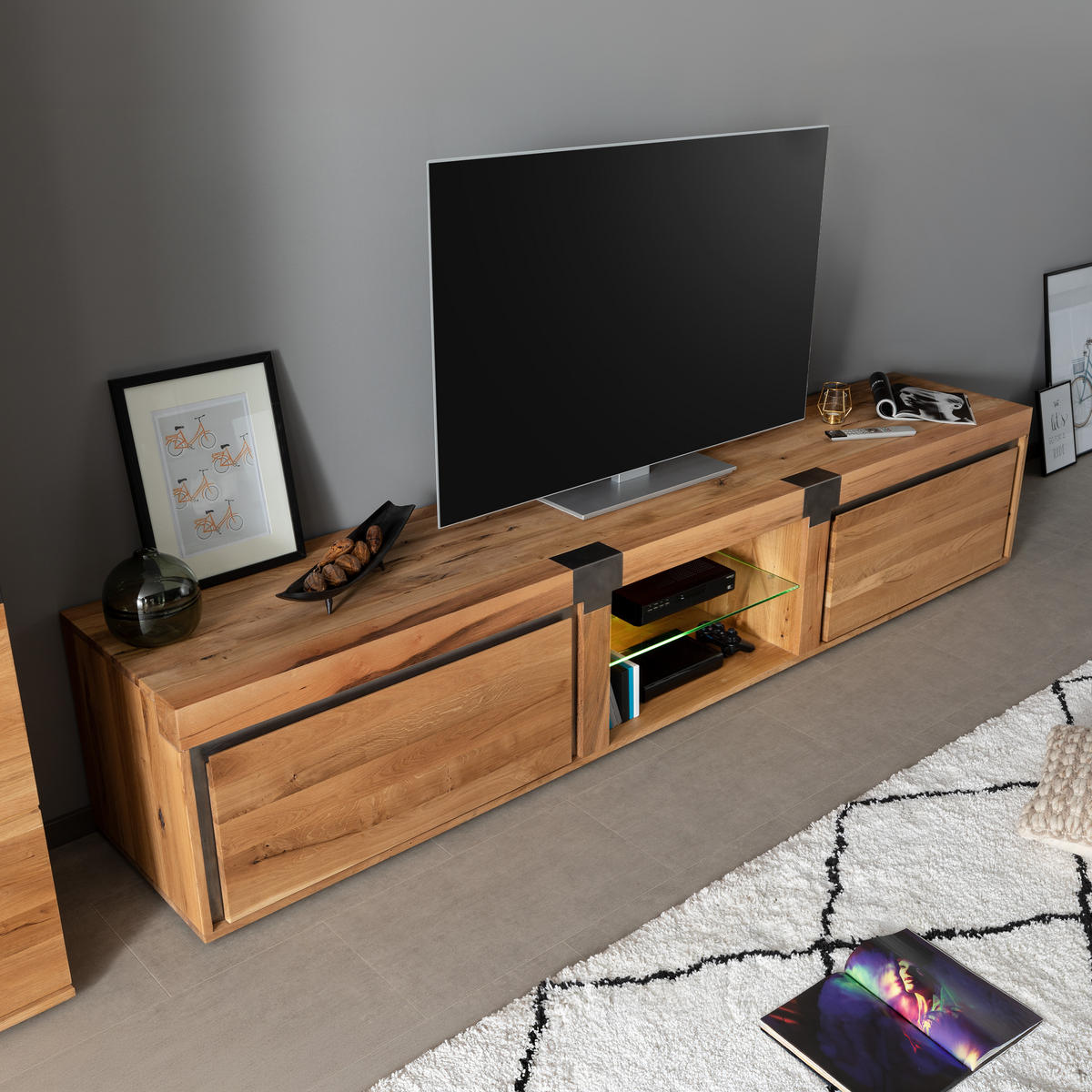 TV-BOARD Wildeiche / Zerreiche 260x48x50 natur geölt NEW AMSTERDAM #04 - Naturfarben, Holz (260/50/48cm) - Massivmoebel24