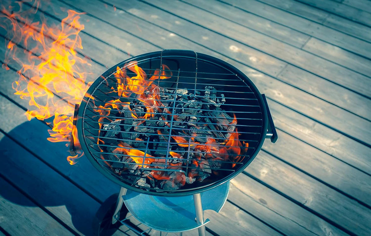 HOLZKOHLEGRILL -Outdoorchef Kensington 570C- Grill Ø54cm - Schwarz, Metall (54/101cm) - JUNG