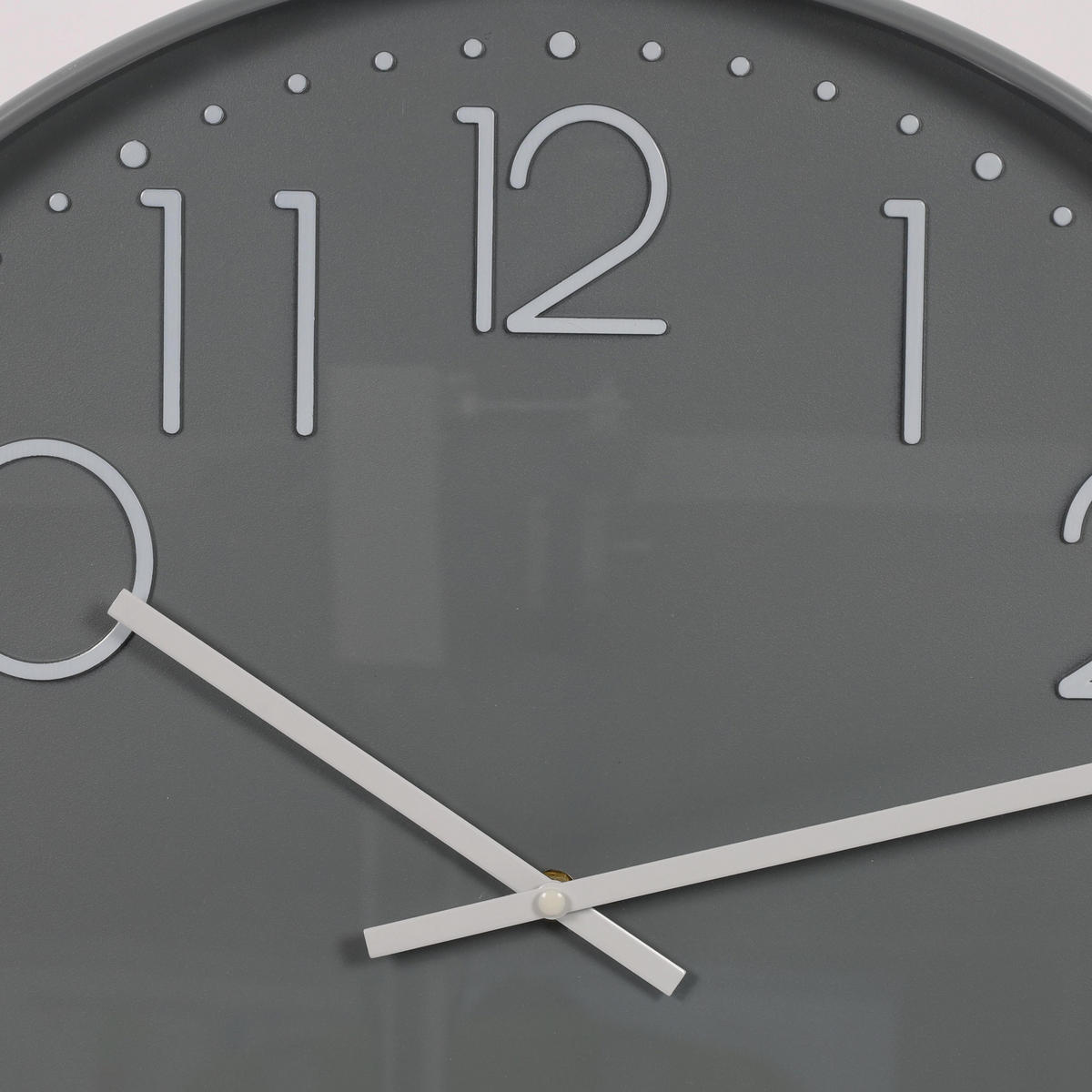 WANDUHR mit gut lesbarem Zifferblatt 53/5/53 cm - Grau, Kunststoff (5/53/53cm) - Home Styling Collection