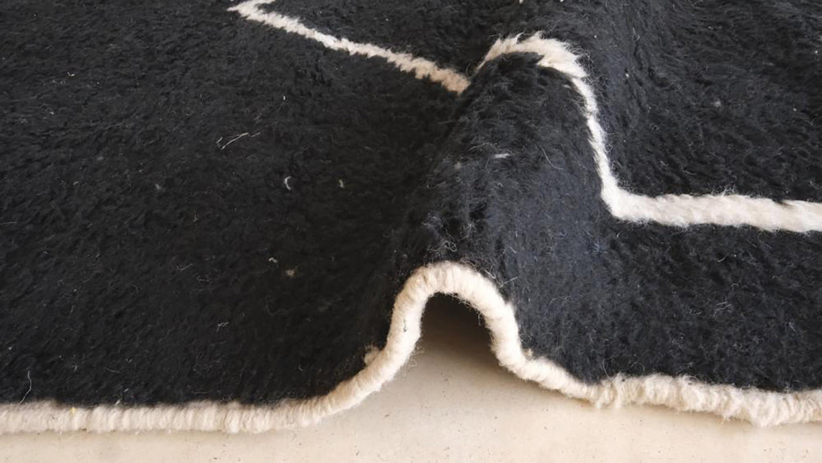 BERBERTEPPICH aus Marokko modern aus Wolle 140x 200 cm - Schwarz, Naturmaterialien (140/200cm) - AFK Living