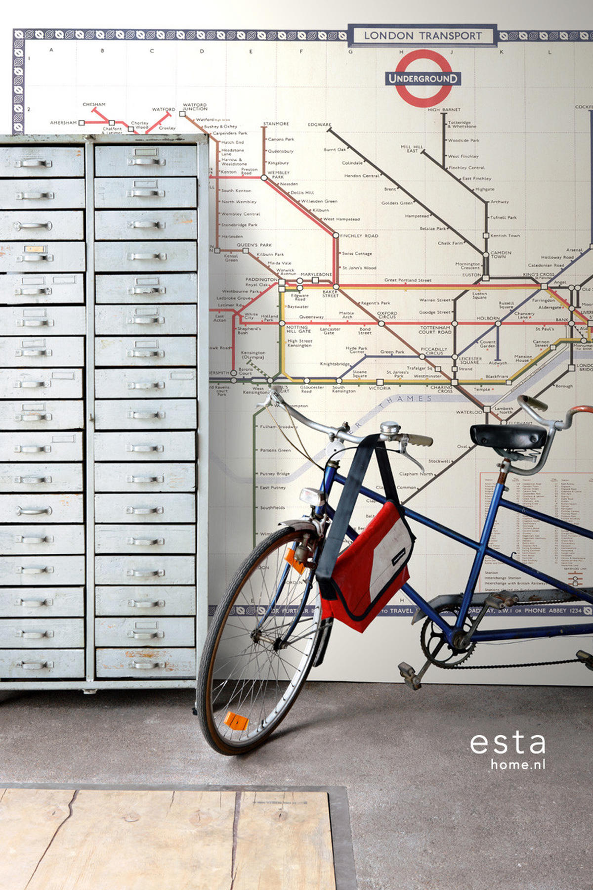 FOTOTAPETE Londoner U-Bahn-Karte 279 x 279 cm - Braun, Papier (279/279cm) - ESTAhome