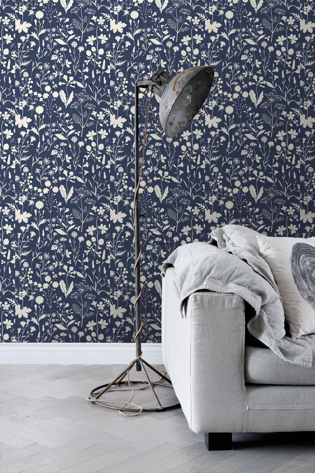 TAPETE Feldblumen 50 x 900 cm - Blau, Papier (50/900cm) - ESTAhome