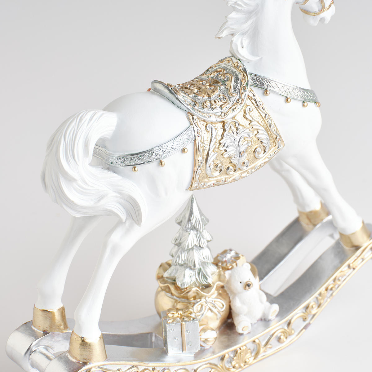 DEKOFIGUR Jollyride, Gold, 22 x 5.5 x 22.5 cm, Dekorative Weihnachtsdeko - Goldfarben, Kunststoff (5.5/22/22.5cm) - home&you