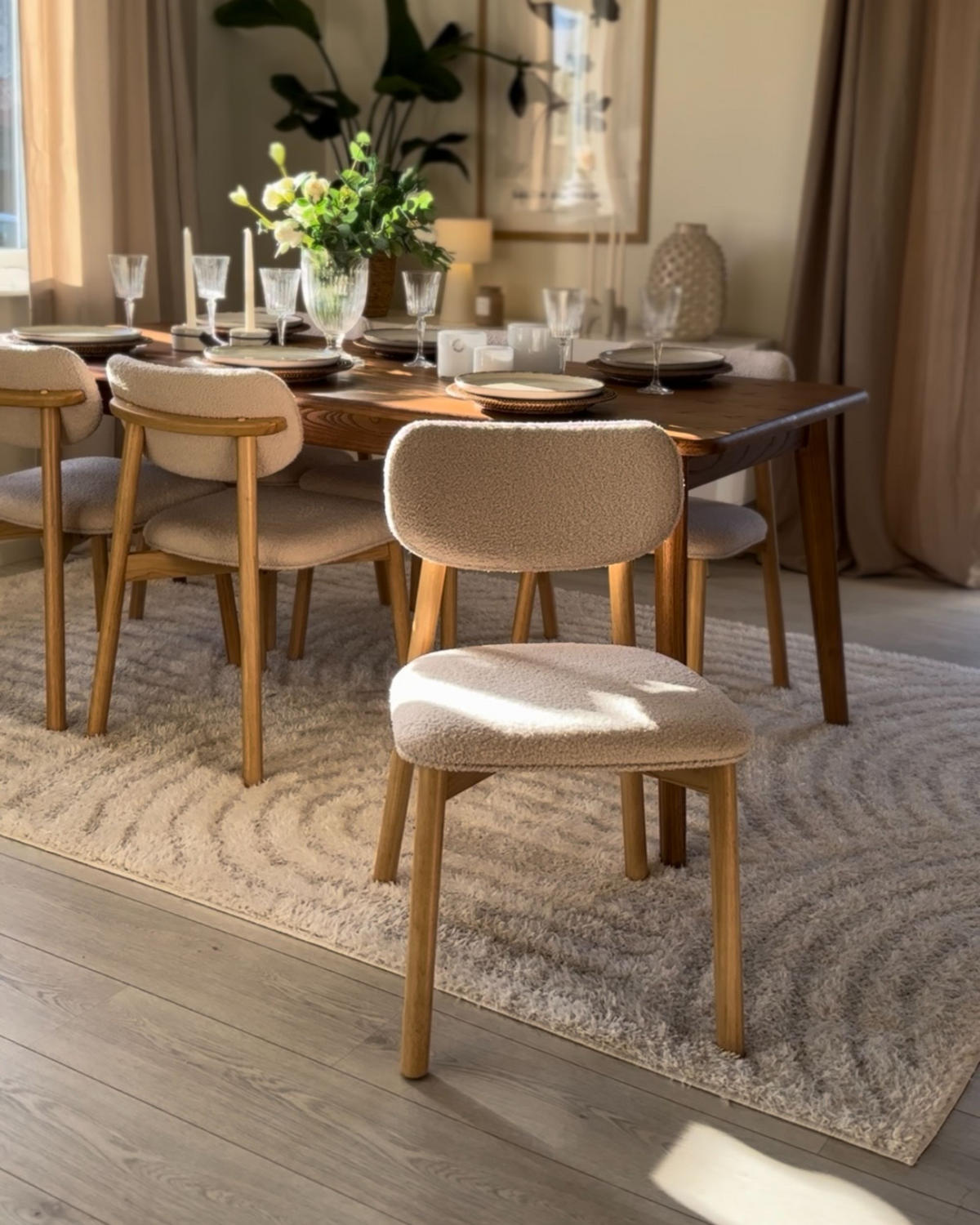 JÍDELNÍ ŽIDLE sada 2 ks Světle hnědá Mills - světle hnědá/béžová, textil (48/80/58cm) - Beliani