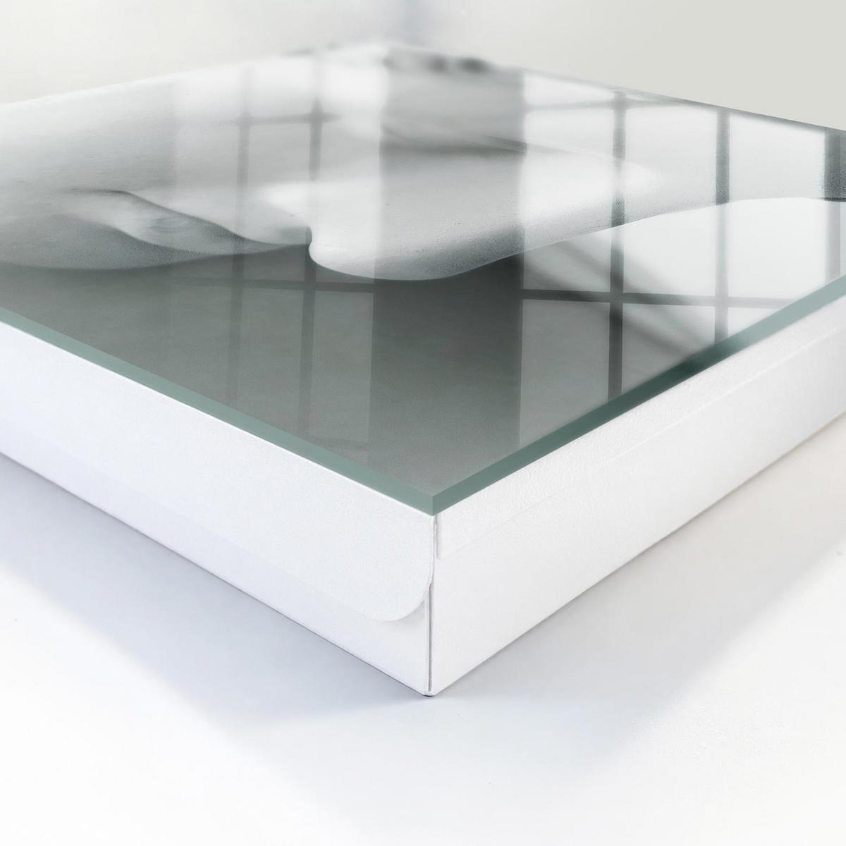 SCHLÜSSELBOX Weiß 30x30 cm – Türöffnung nach rechts - Klassischer Frieden - Weiß, Metall (30/30/5cm) - TULUP