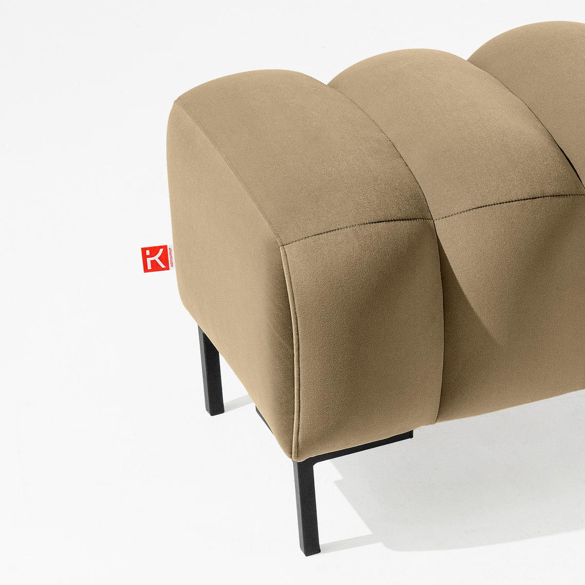 SITZHOCKER Polsterhocker PECCO, Veloursstoff - Creme/Schwarz, Holz/Textil (120/50/50cm) - KONSIMO®