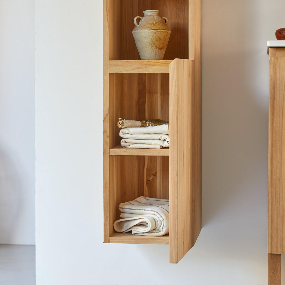 HOCHSCHRANK Jill Natur aus Teak - Naturfarben, Holz (30/150/35cm) - Tikamoon