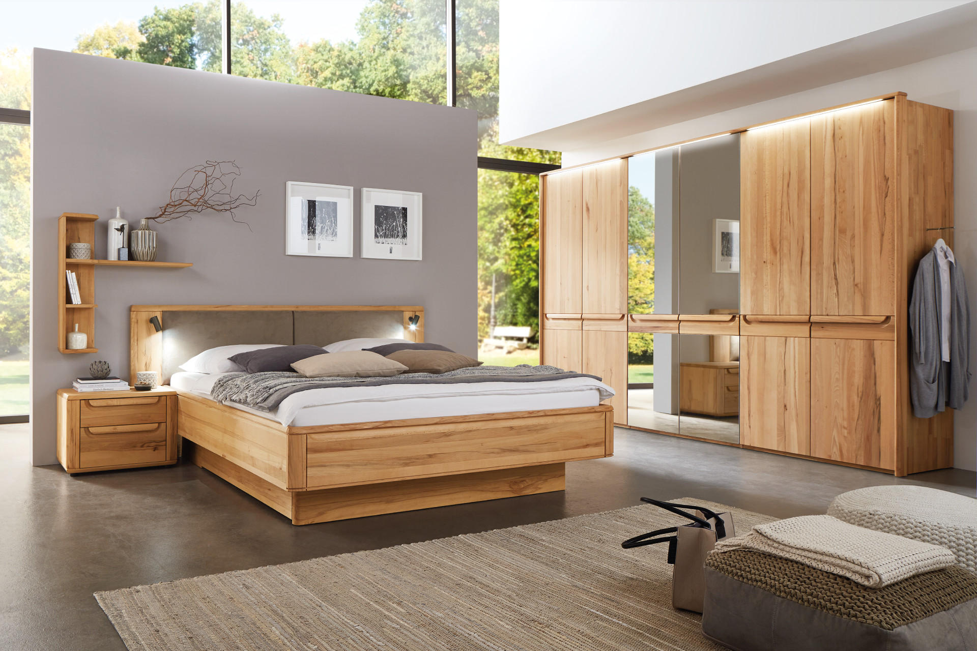 Schlafzimmer aus Buchenholz