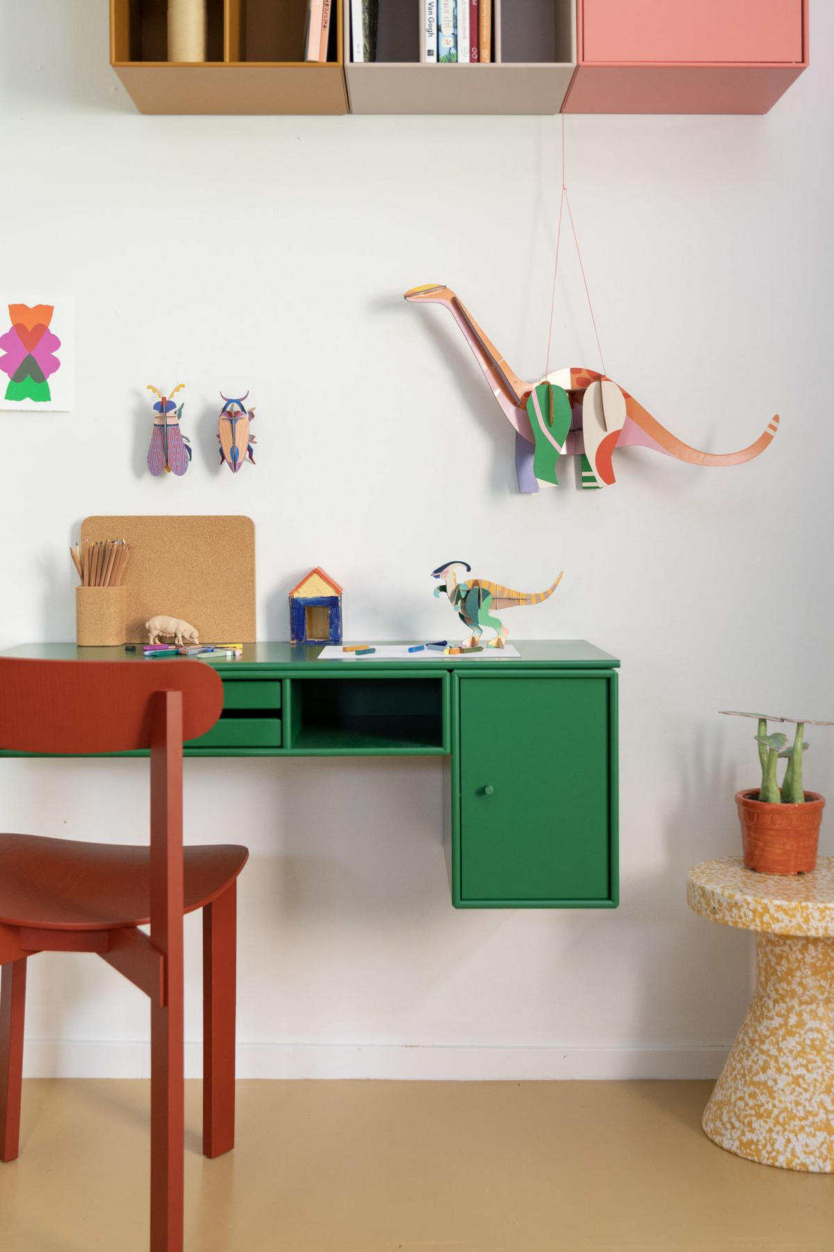 WANDSKULPTUR Bunt 7,5/14,3 cm - Multicolor, Wellpappe (7.5/14.3/22cm) - KUNSTLOFT