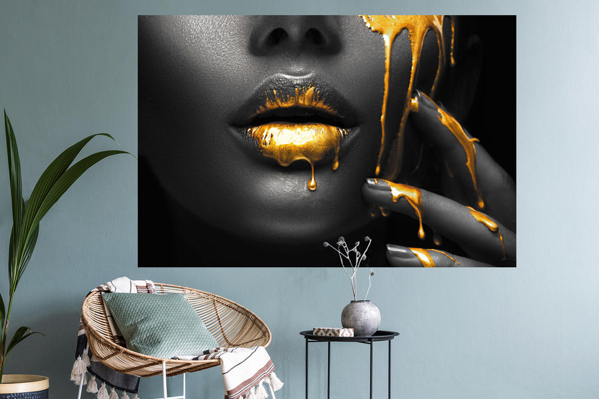 WANDTATTOO Frau - Schwarz - Gold - Gesicht - Lippen 120x80 cm - Goldfarben, Kunststoff (120/80/0.1cm) - MuchoWow