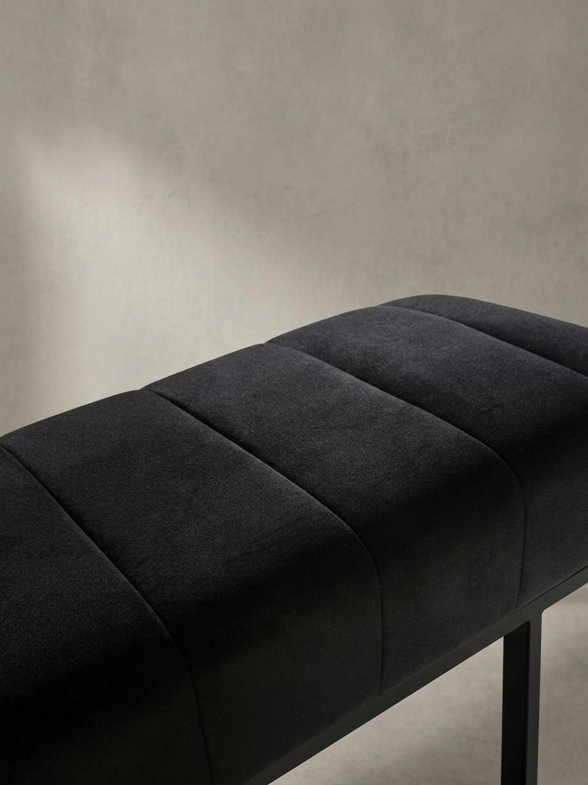SITZBANK Samt Metallgestell gepolstert, Schwarz 108x40x40 cm - Schwarz, Textil/Metall (108/40/40cm) - KADIMA DESIGN