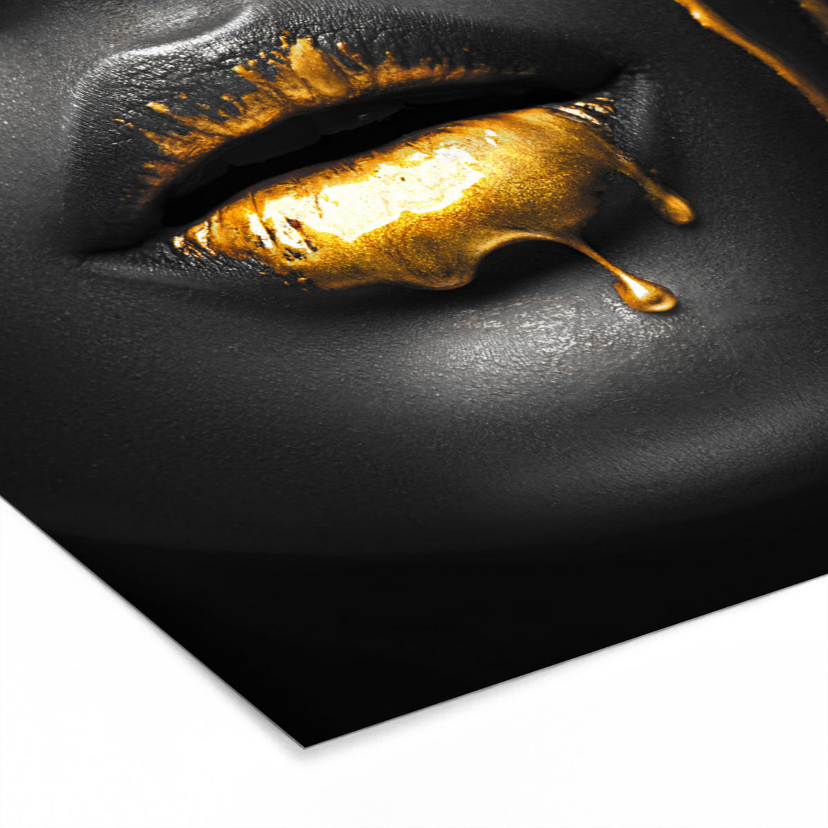 POSTER MIT RAHMEN Frau - Schwarz - Gold - Gesicht - Lippen 80x60 cm - Goldfarben, Papier (80/60cm) - MuchoWow