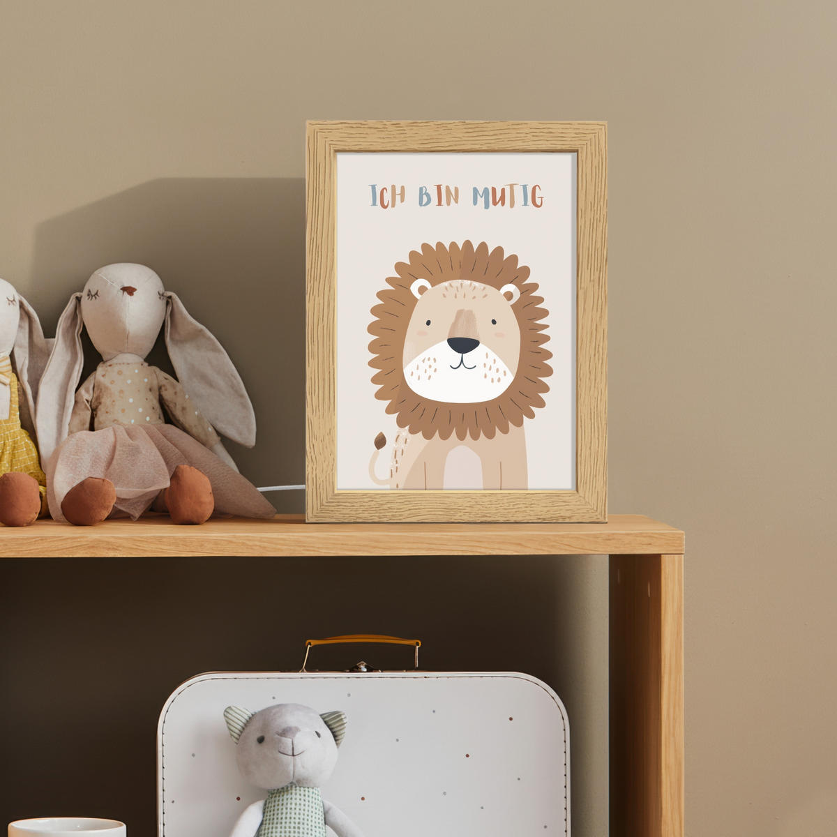 NACHTTISCHLAMPE Löwe - Beige - Tier - Mutig - Zitat 15x20 cm - Beige, Holzwerkstoff (8/15/20cm)