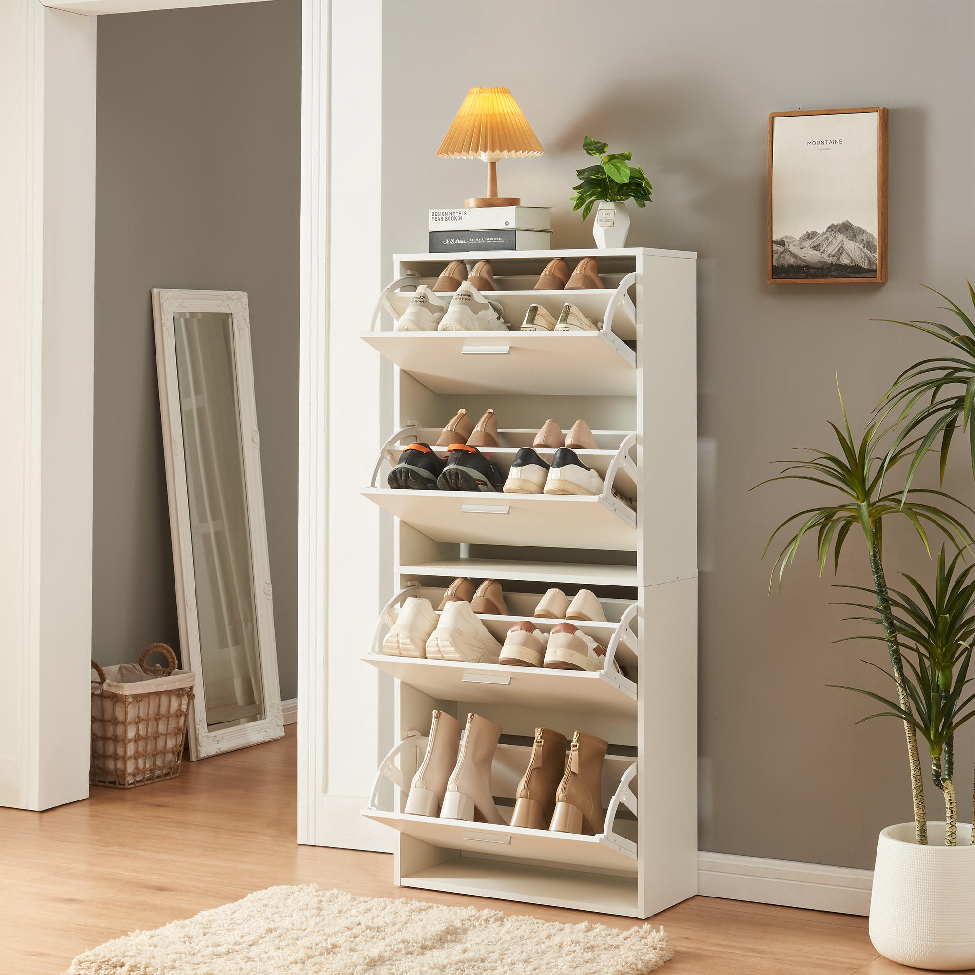 SCHUHSCHRANK Sykkylven - Weiß, Holzwerkstoff (60/134/24cm) - [en.casa]