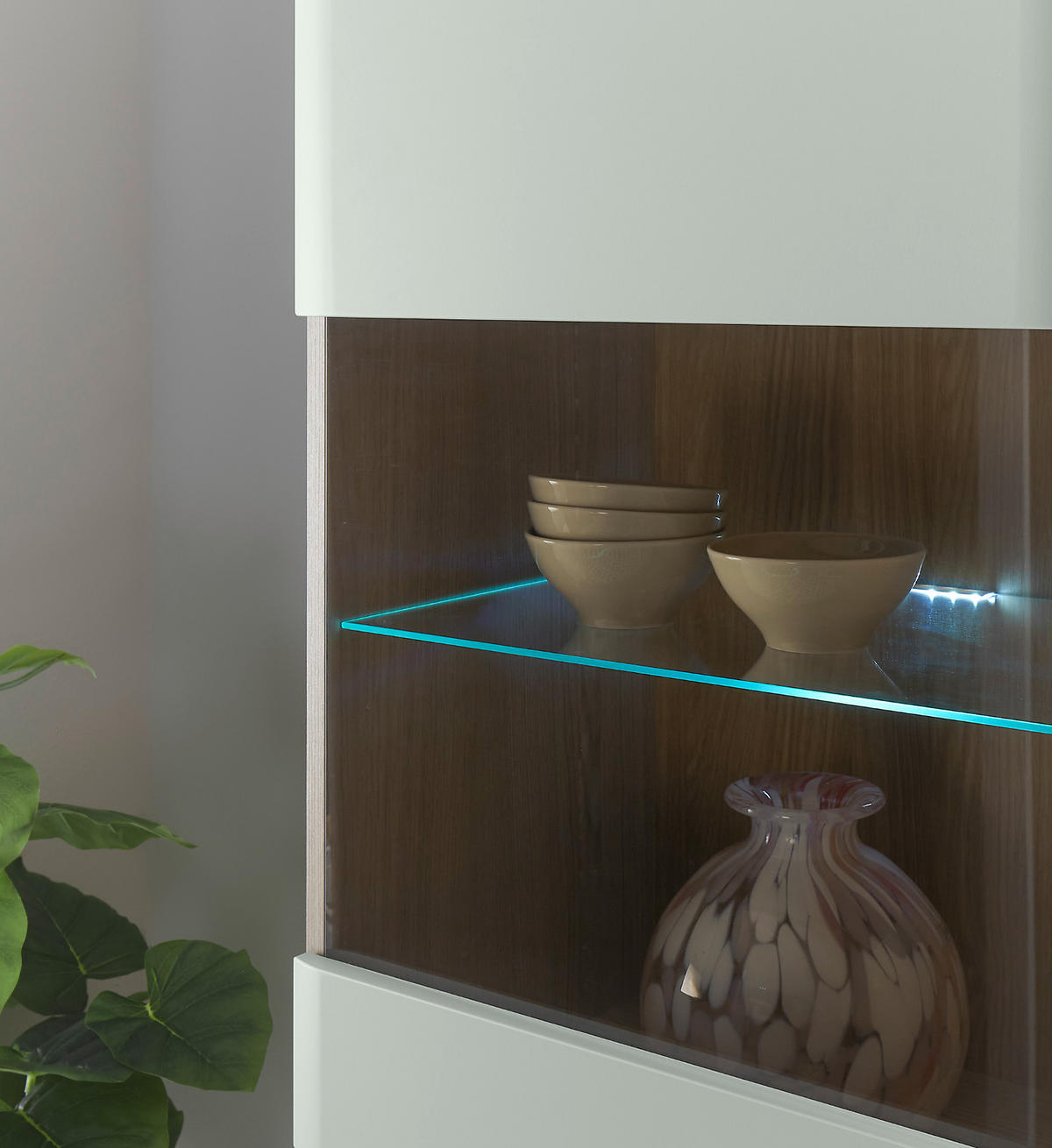 WOHNWAND 3-teilig pistazie grün, Eiche, skandinavisch 270 cm, Schrankwand mit Soft-Close-Funktion - Eichefarben/Pastellgrün, Glas/Eichenholz (270/170/40cm) - Furn.Design
