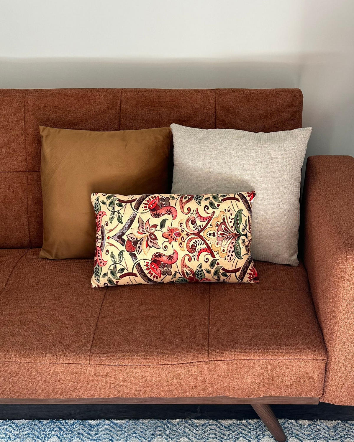 DEKORATIVNÍ POLŠTÁŘ sada 3 ks Barevný 45/45 cm Dyera - různobarevná, textil (45/45cm) - Beliani