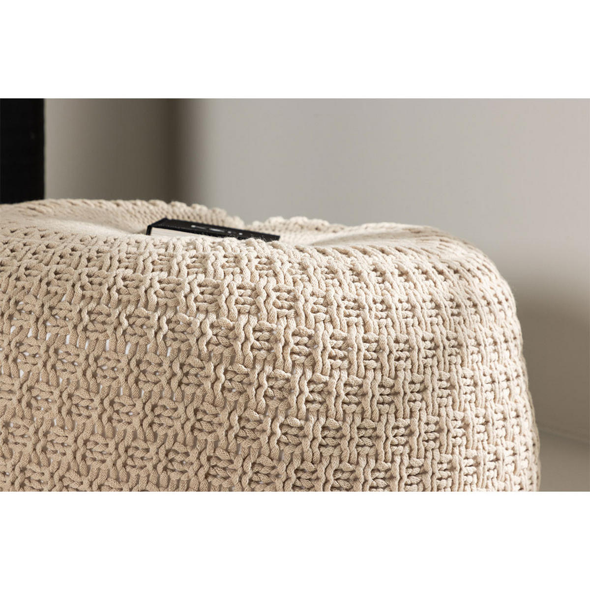 POUF, Sam, Beige, Kunstfell, 60 x 60 x 35 cm - Beige, Textil/Fell (60/35/60cm) - ebuy24