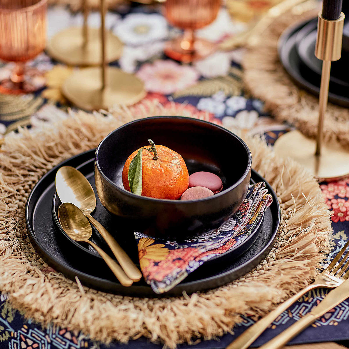 SCHALE Casa Nova - Schwarz, Keramik (16/16/7cm) - Butlers