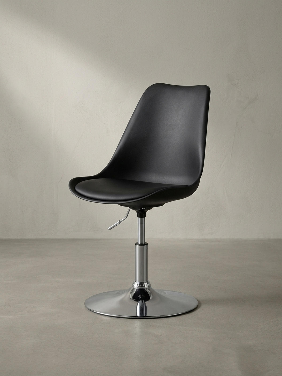 DREHSTUHL Kunstleder Trompetenfuß Chromgestell, Schwarz 46x46x88 cm - Silberfarben/Schwarz, Kunststoff/Textil (46/88/46cm) - KADIMA DESIGN