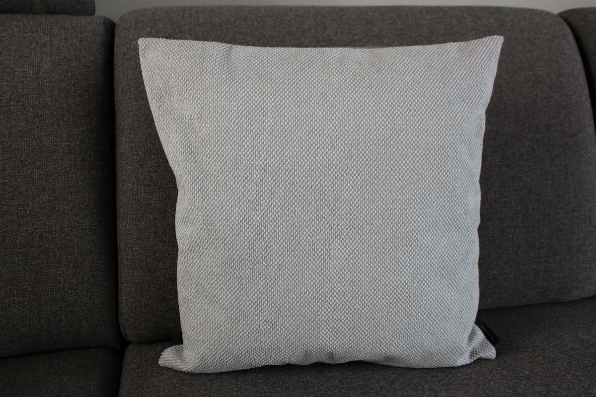 KISSENHÜLLE WASCHBÄR BILL Zeitung - Graubraun, Textil (45/45cm) - Yve! decoration