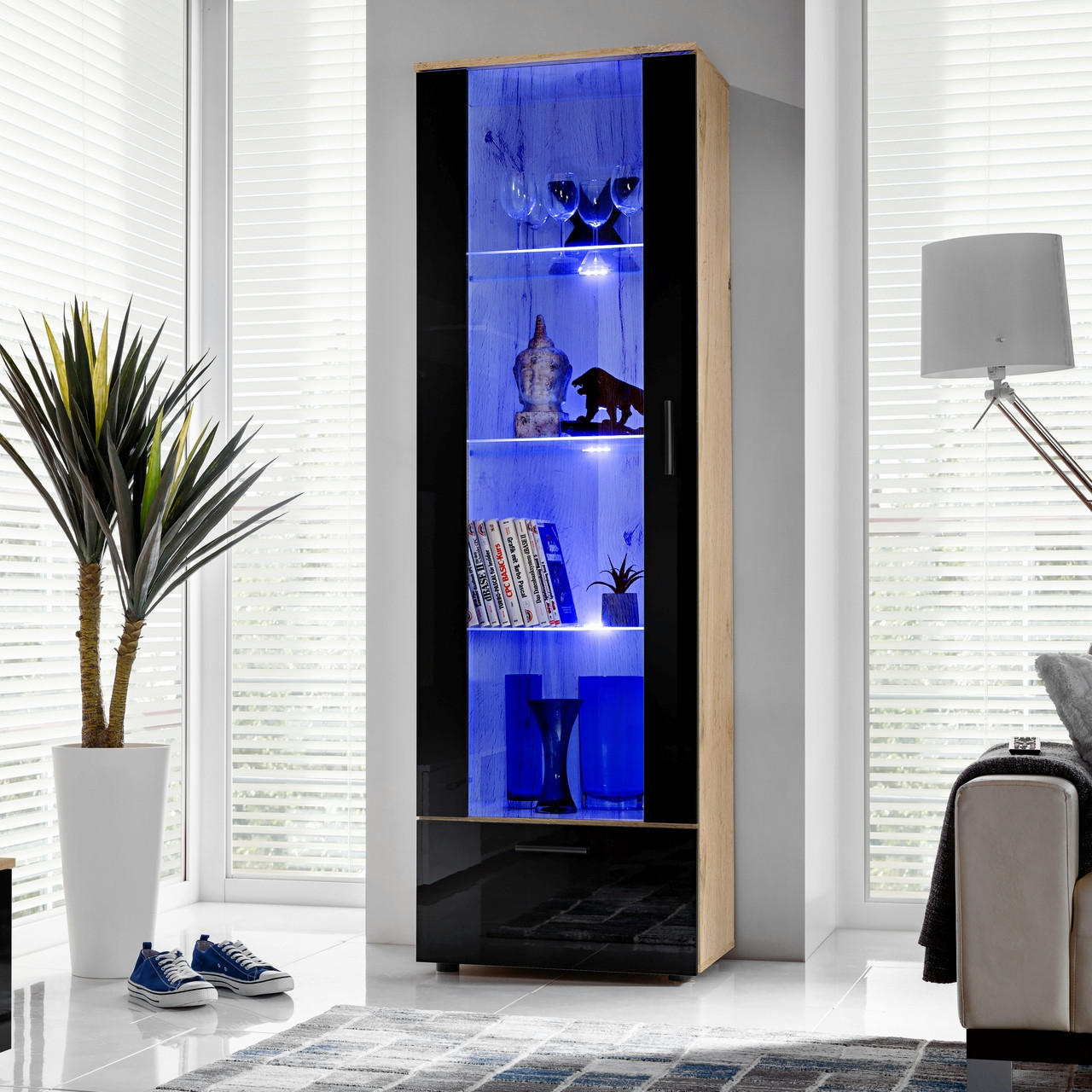 VITRINE ALESSANDRIA, Schwarz, LED Blau - Eiche Wotan/Schwarz, Glas/Holzwerkstoff (60/192/42cm) - Komodee