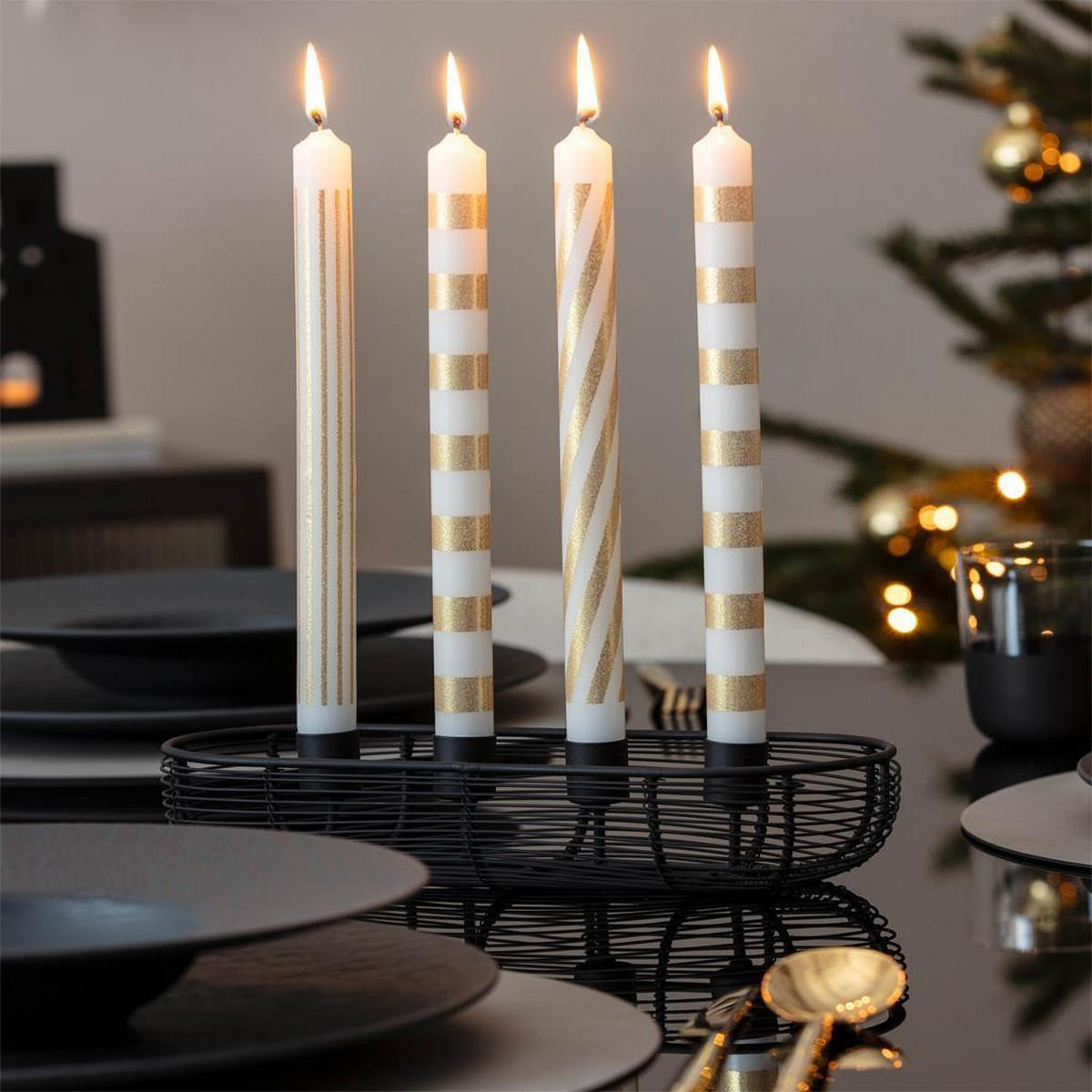 STABKERZEN-SET Christmas Chic weiß-gold 29 cm 4-tlg. - Goldfarben/Weiß, Naturmaterialien (2/29/2cm) - Villeroy & Boch