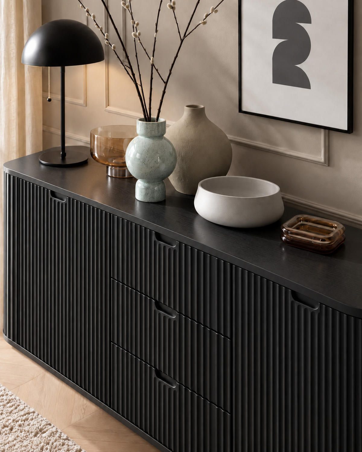 KOMMODE PORTO (Oval, Rillenfront, Schwarz Matt, Goldene Füße) - Goldfarben/Schwarz, Holz/Holzwerkstoff (168/87/39cm) - Ravio