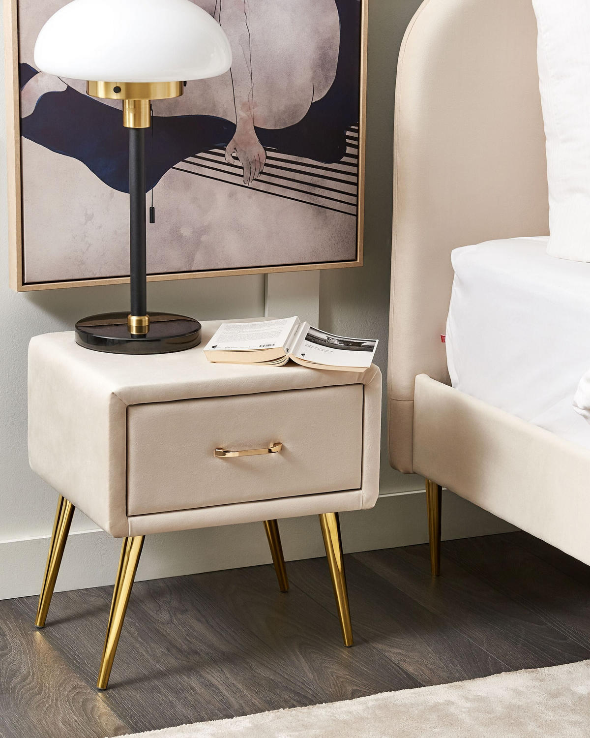 NACHTTISCH Samtstoff beige/gold 1 Schublade 38/46/49 cm Flayat - Beige/Roségold, Textil (46/49/38cm) - Beliani