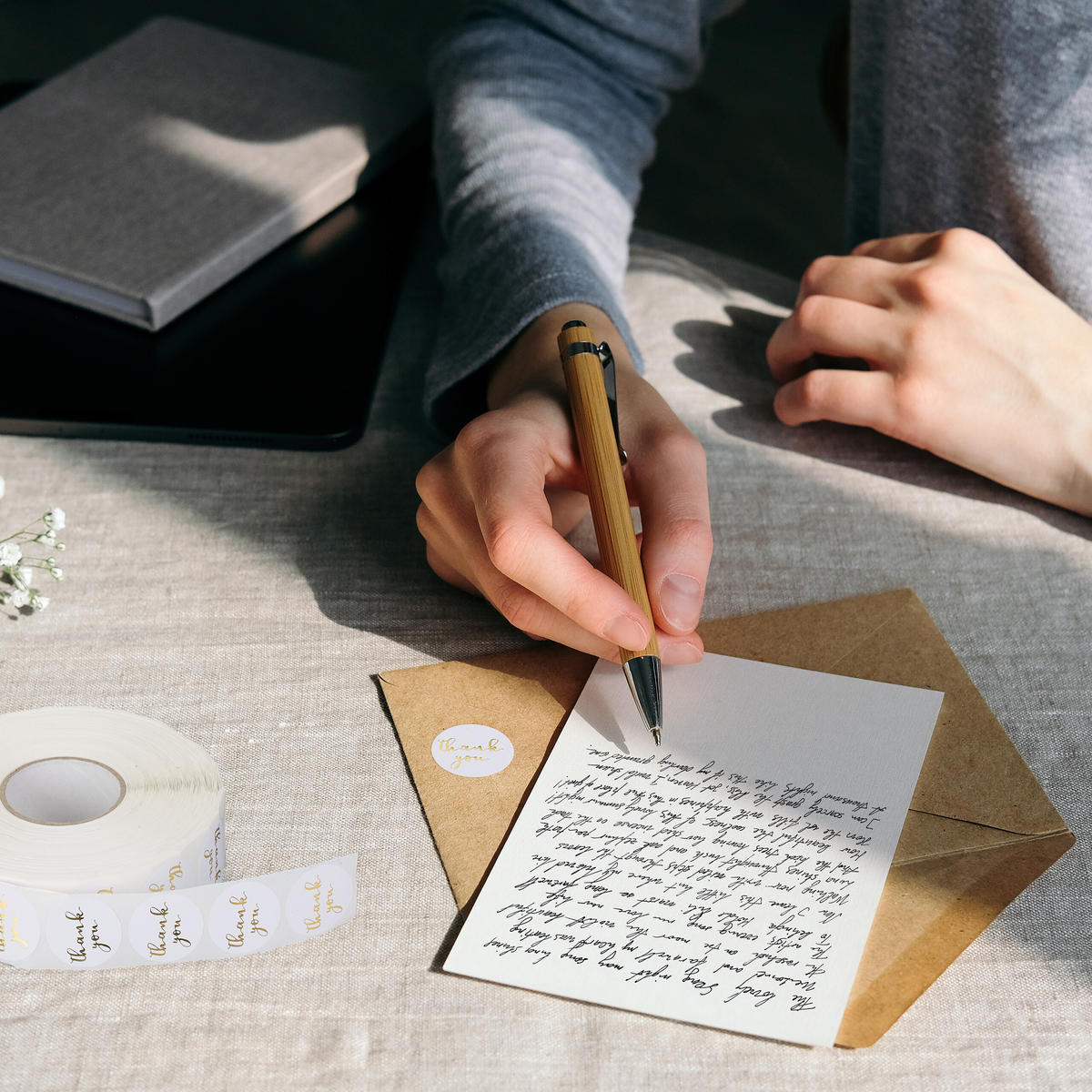 2500xDANKE-AUFKLEBER - Weiß, Papier/Kunststoff (11/3/11cm) - Relaxdays