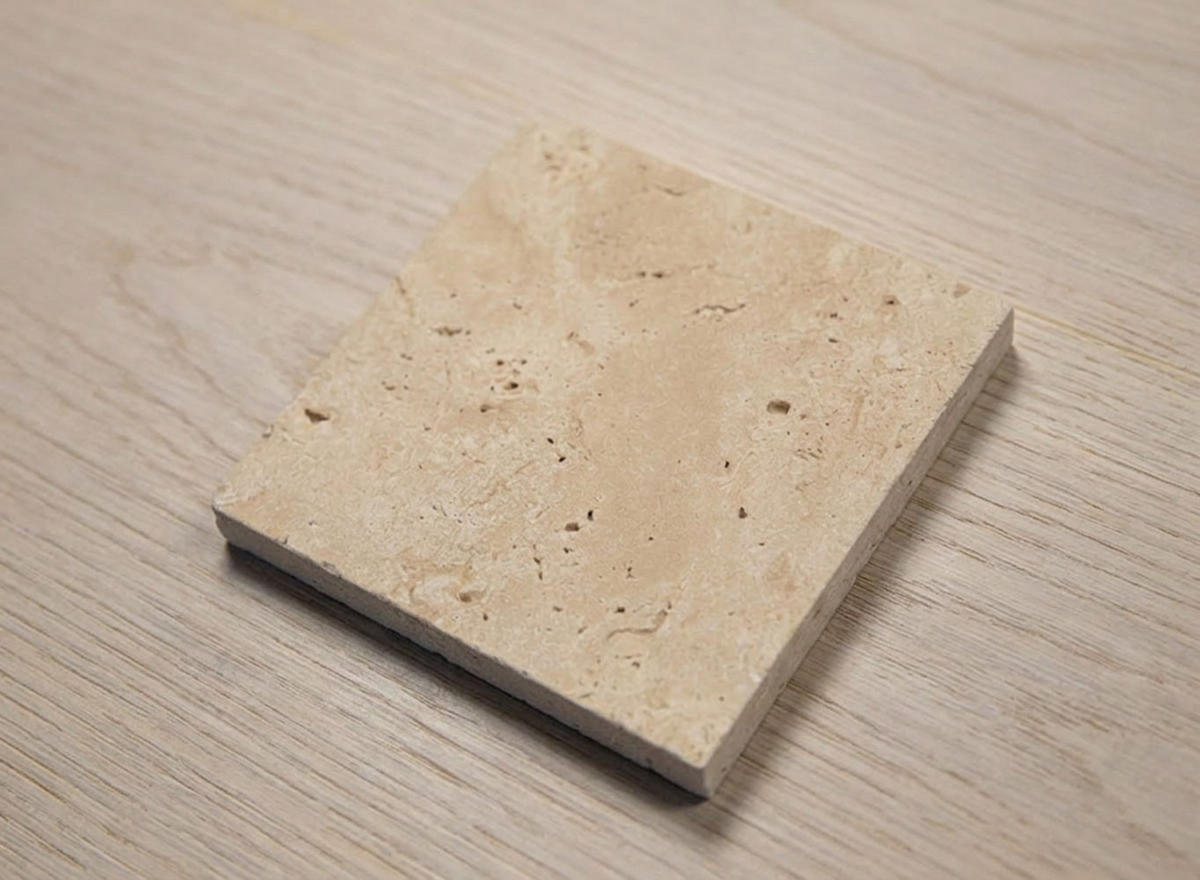 LOWBOARD Travertino Wildeiche Natur / Travertin Naturstein 180 / 46 / 56cm - Wildeiche, Holz (180/56/46cm) - Feldmann-Wohnen