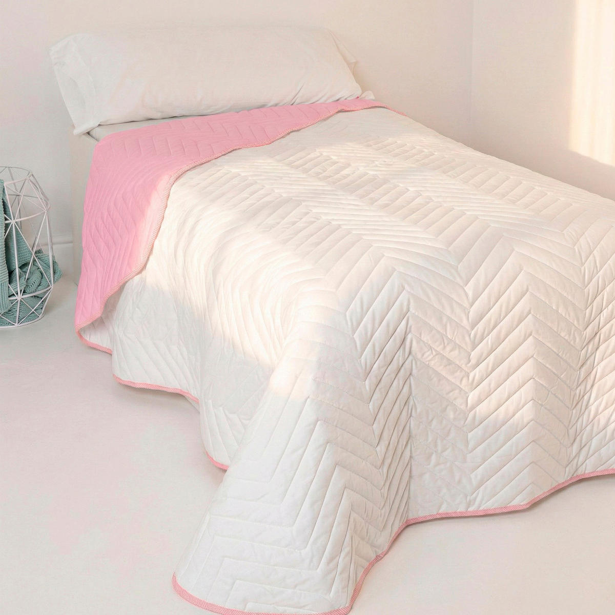 TAGESDECKE Arista Rosa 180x260 cm (Bett 80/90/105) - Pink, Textil (180/260cm) - Happy Friday