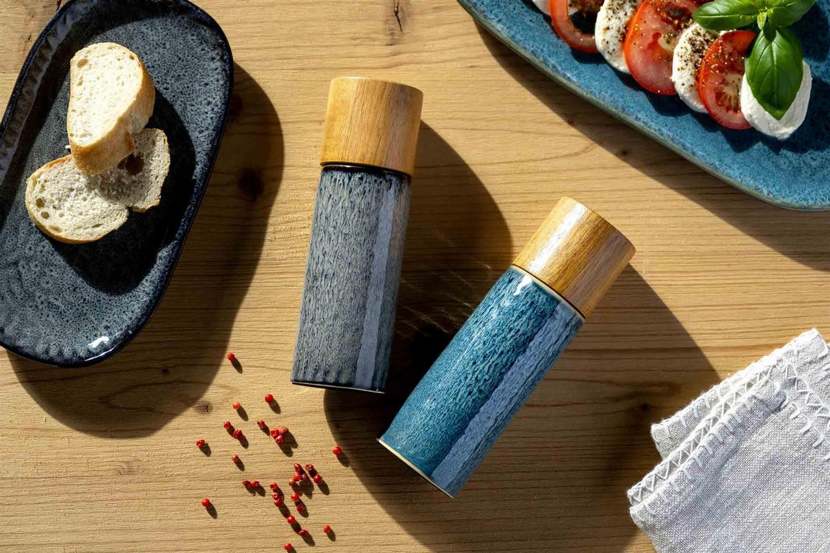 GEWÜRZMÜHLE MATERA blau 17 cm - Blau, Keramik/Holz (5.3/17.3/5.3cm) - Leonardo Living