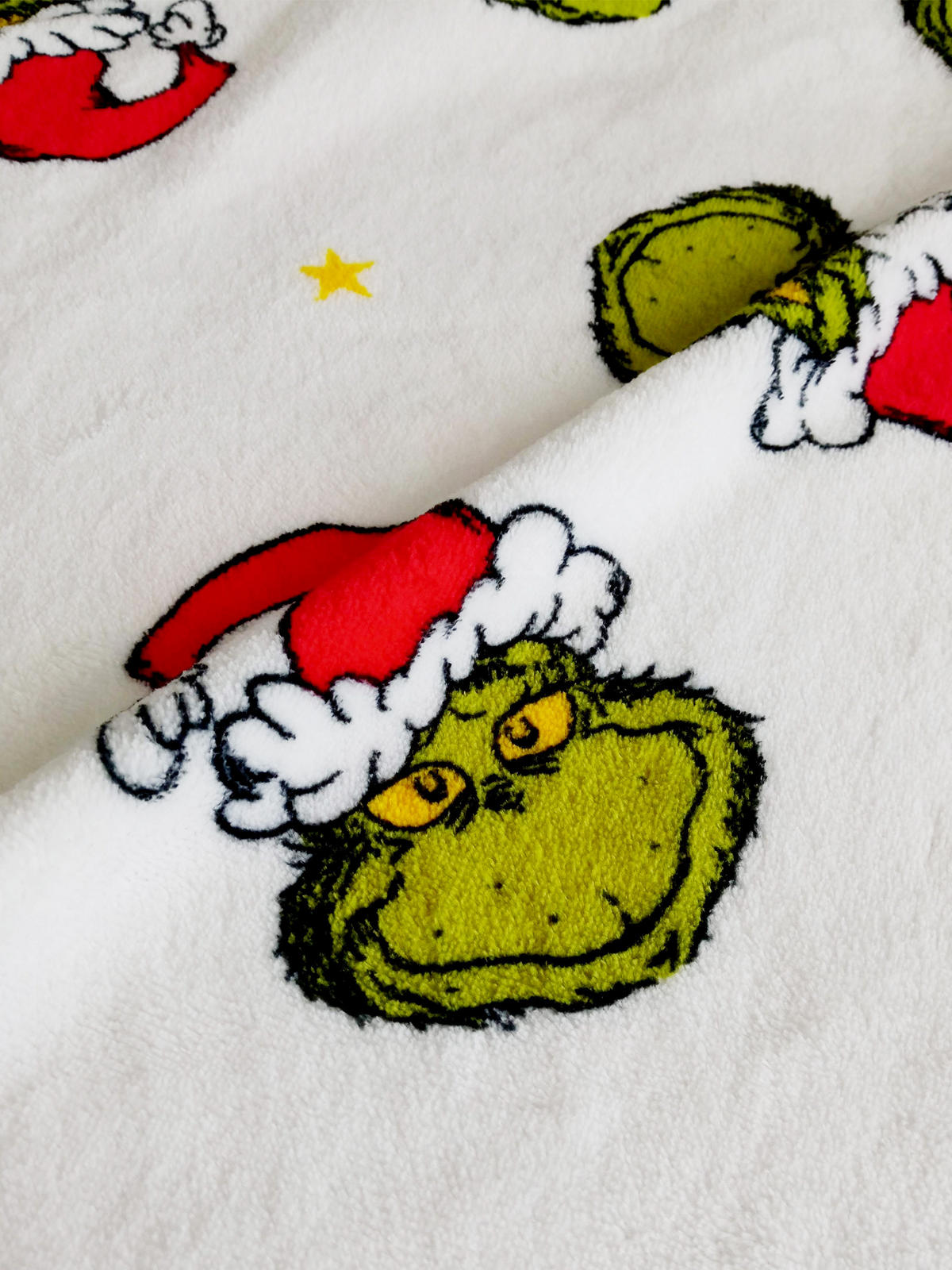 KUSCHELDECKE The Grinch TV Decke mit Ärmeln und Taschen Weiß 130 x 170 cm - Weiß, Textil (130/170cm) - United Labels