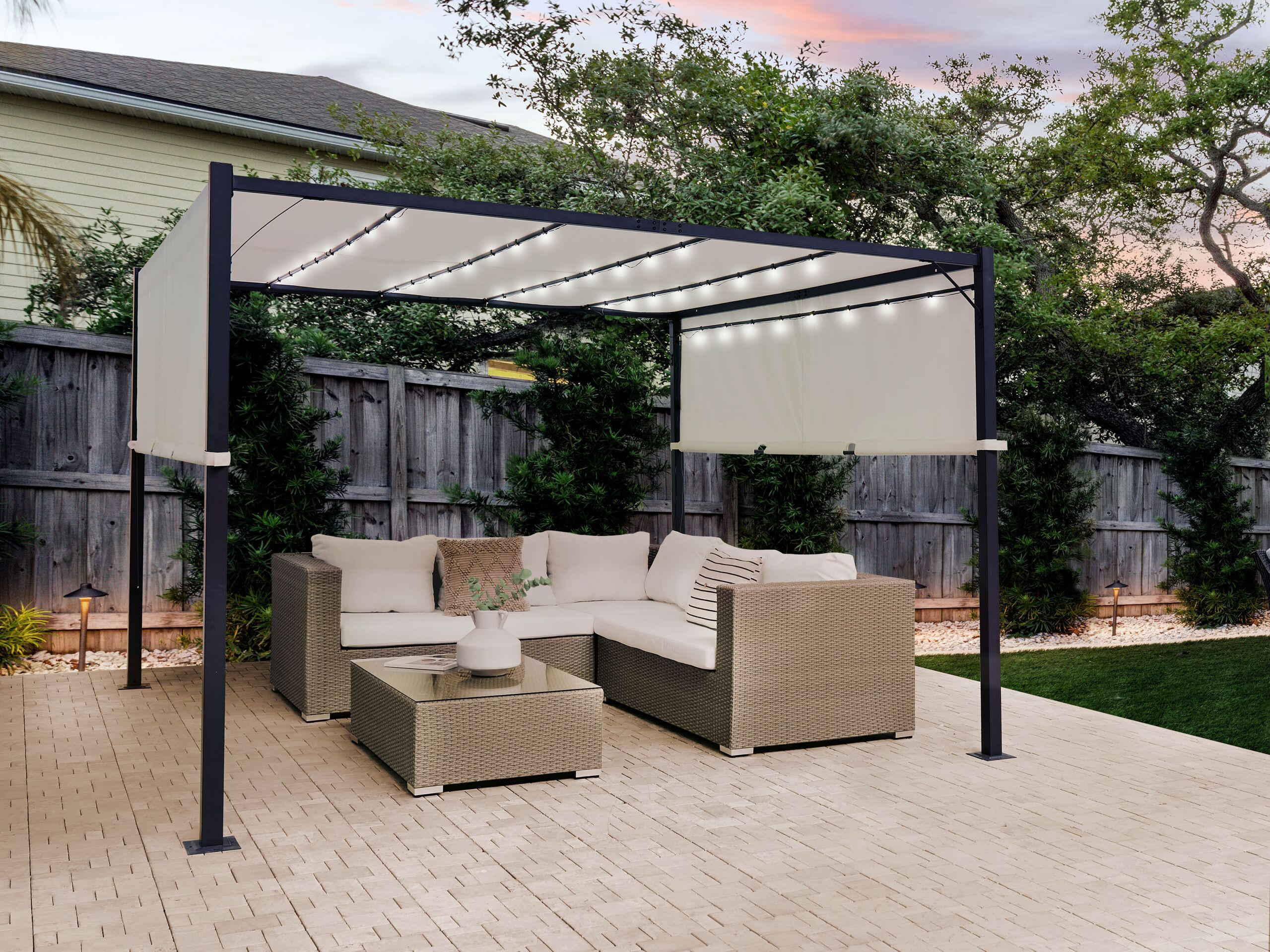PERGOLA mit LED-Beleuchtung Stahl beige 310/310 cm Parga - Beige/Schwarz, Metall (310/215/310cm) - Beliani