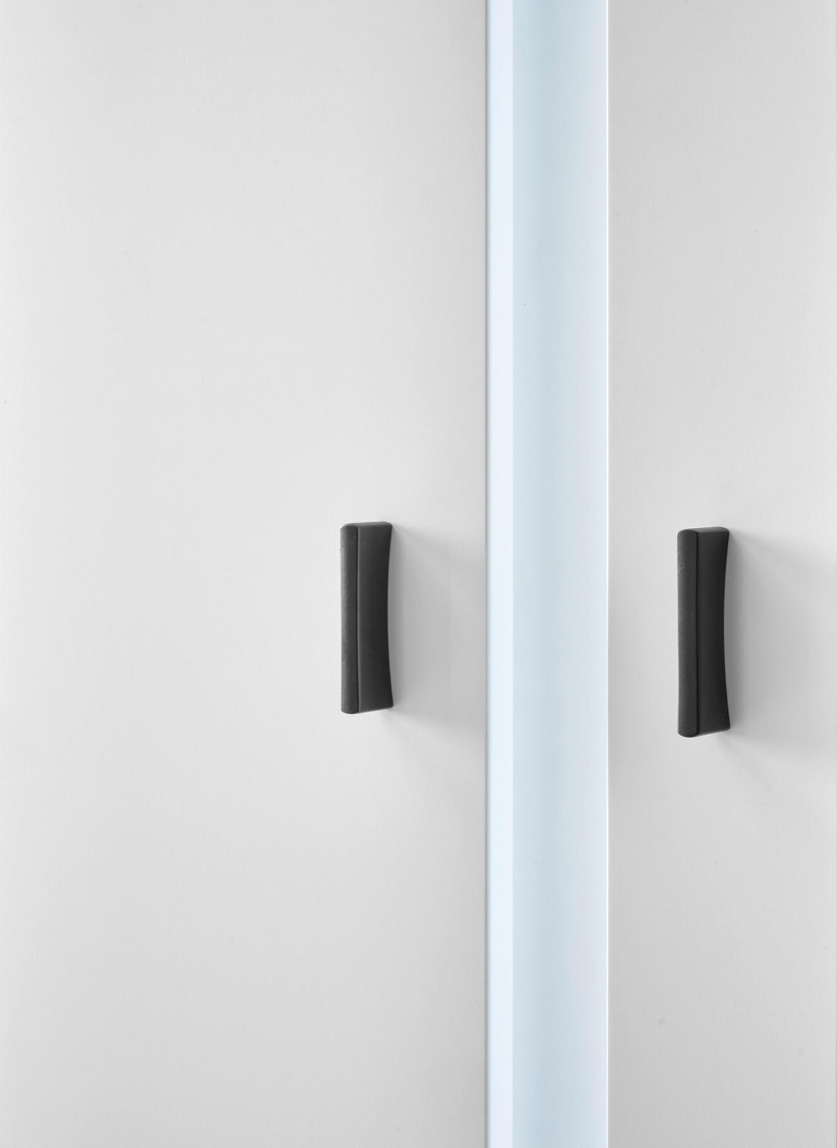 VITRINE weiß matt, Vitrinenschrank inklusive Frontbeleuchtung 80 x 200 cm - Silberfarben/Schwarz, Glas/Holzwerkstoff (80/200/35cm) - Furn.Design
