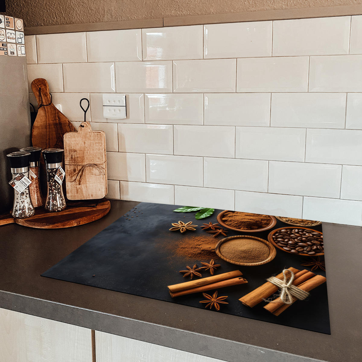 HERDABDECKPLATTE Zimt - Beton - Kaffee - Zimtstangen - Gewürze Herdabdeckung Induktionsfeld 65x52 cm - Mokka, Kunststoff (65/52/0.2cm) - MuchoWow